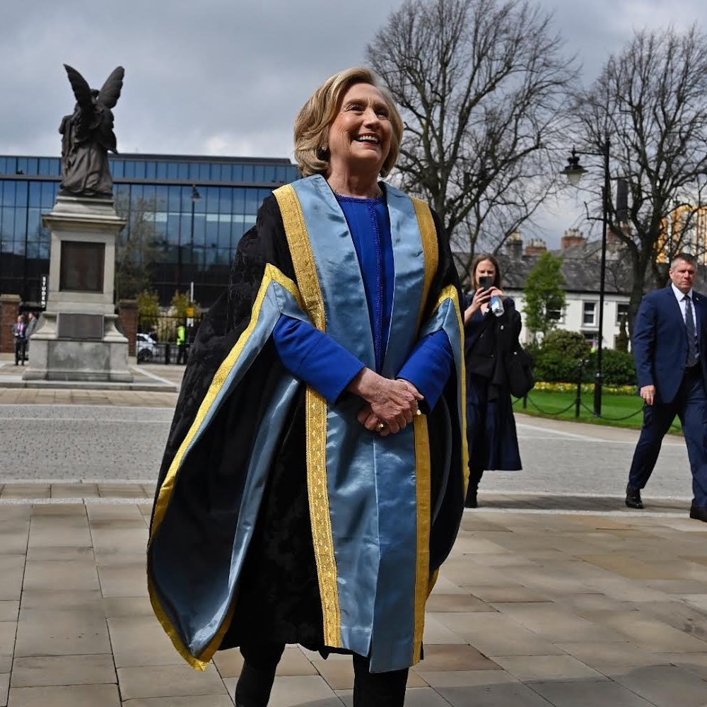 Hillary Clinton networth 2024 : "Unlocking the Enigma: Hillary Clinton's Net Worth Decoded - Surprises and Secrets Revealed!"