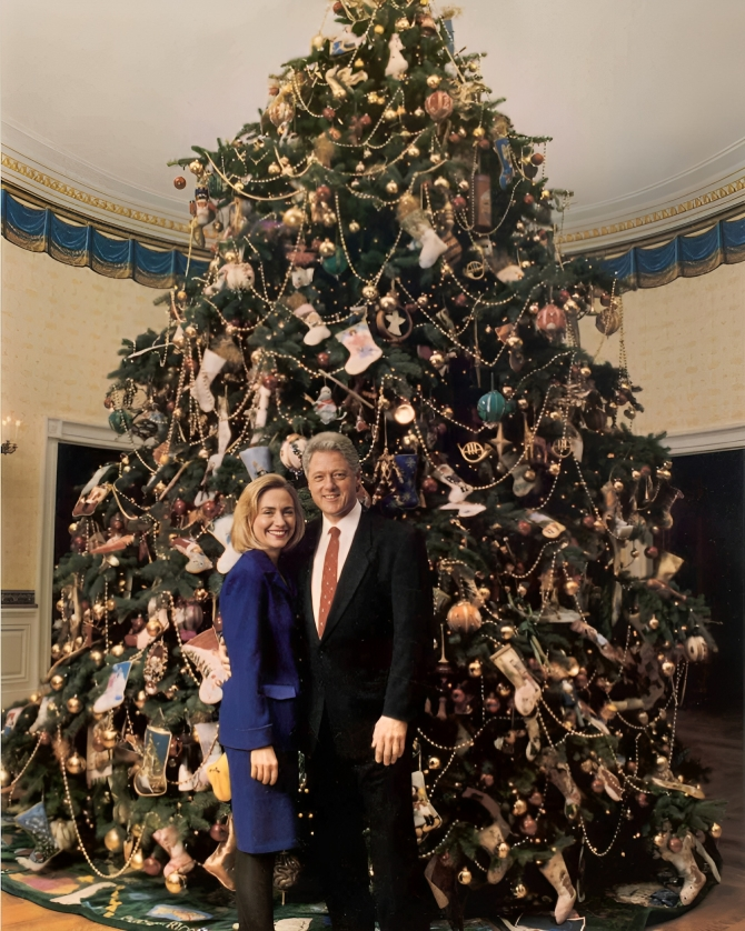 Hillary Clinton networth 2024 : "Unlocking the Enigma: Hillary Clinton's Net Worth Decoded - Surprises and Secrets Revealed!"