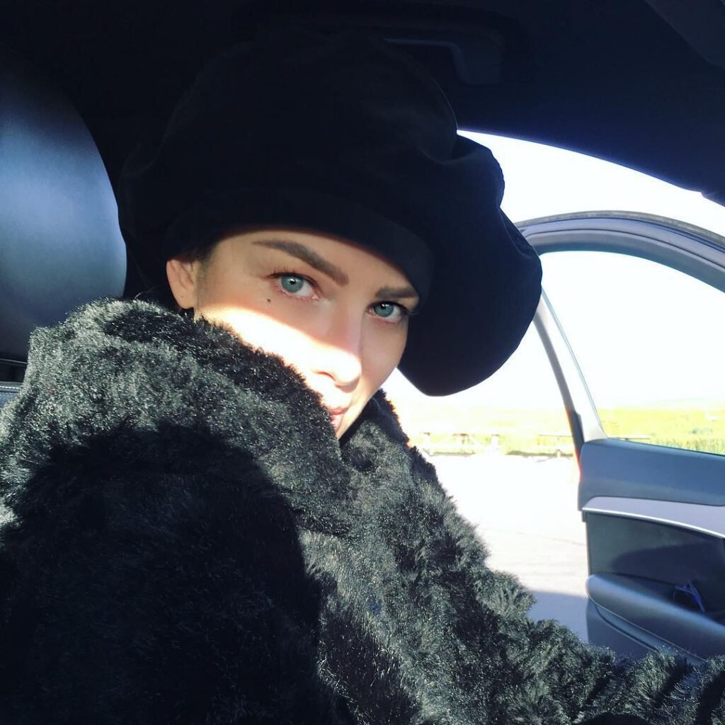 "Exclusive Insights: Lauren German Lifestyle, Net Worth, and Hidden Talents!"