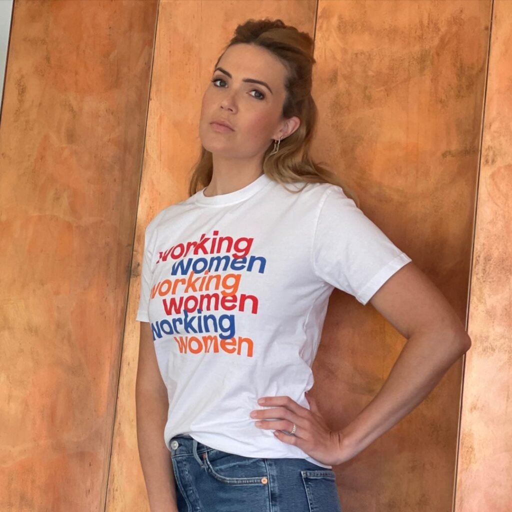 Mandy Moore Height 2024 : "Standing Tall: The Mysterious Elevation of Mandy Moore Unveiled!"