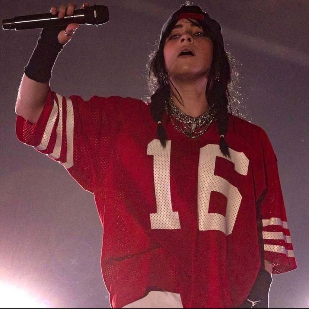 Billie Eilish networth 2021 : "Unveiling the Astonishing Fortune: Billie Eilish's Staggering Net Worth in 2021!"