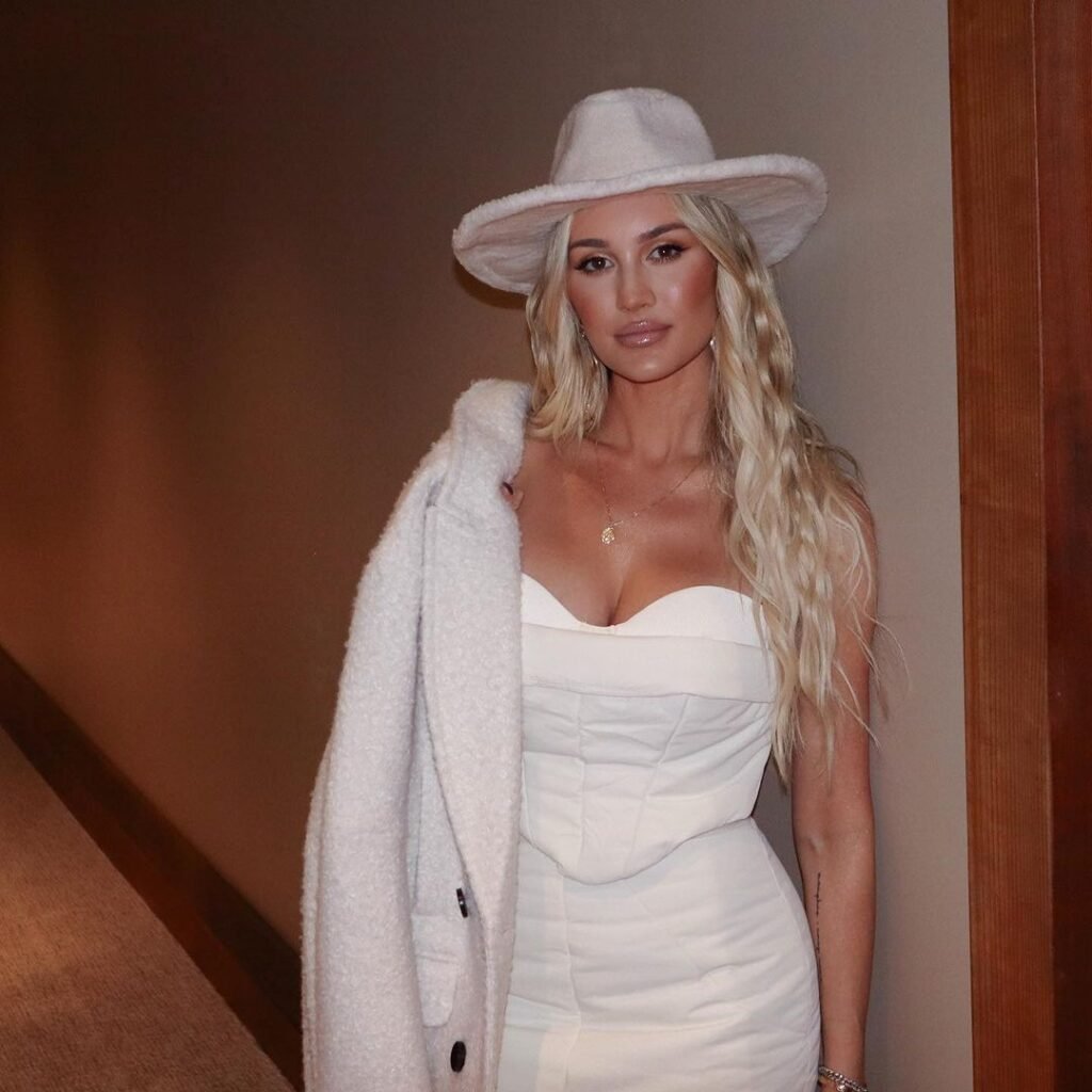 Top 10 facts about Brittany Aldean life
