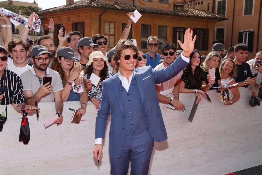 Tom Cruise networth:"Tom Cruise: A Cinematic Legend with a $600 Million Net Worth in 2024"